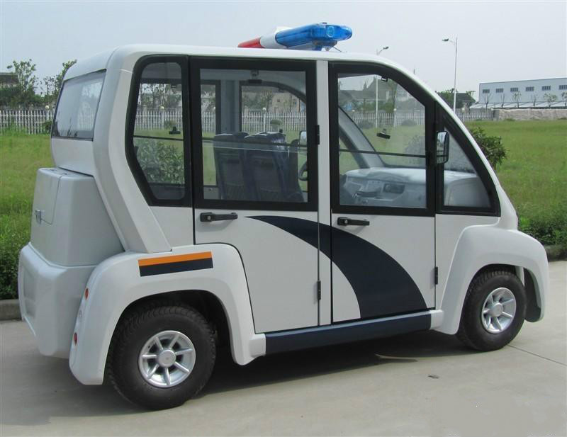 电瓶巡逻车
